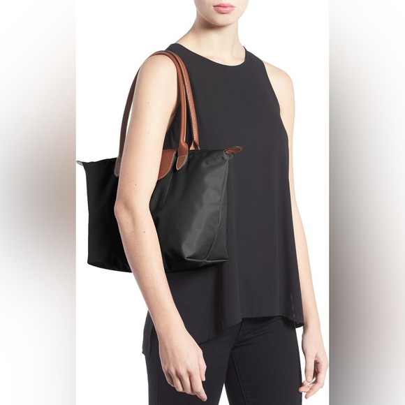 Longchamp Medium Le Pliage Nylon Shoulder Tote Navy or Black and Paper - Picture 9 of 16